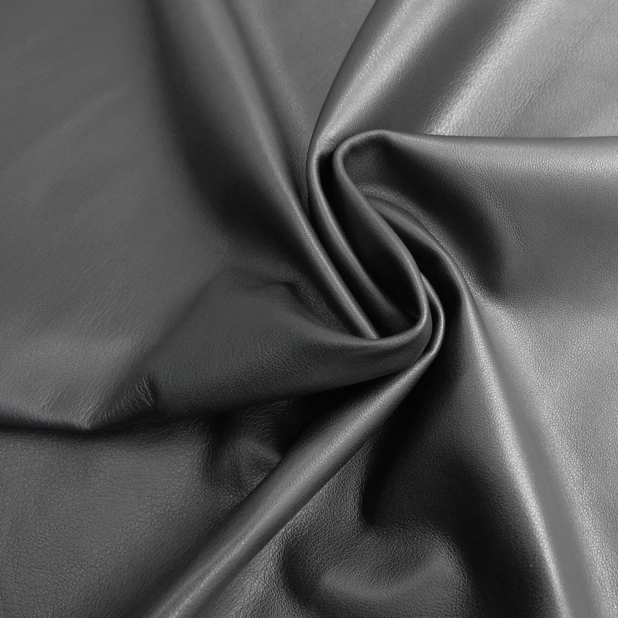 aniline leather 1 e1744400246927